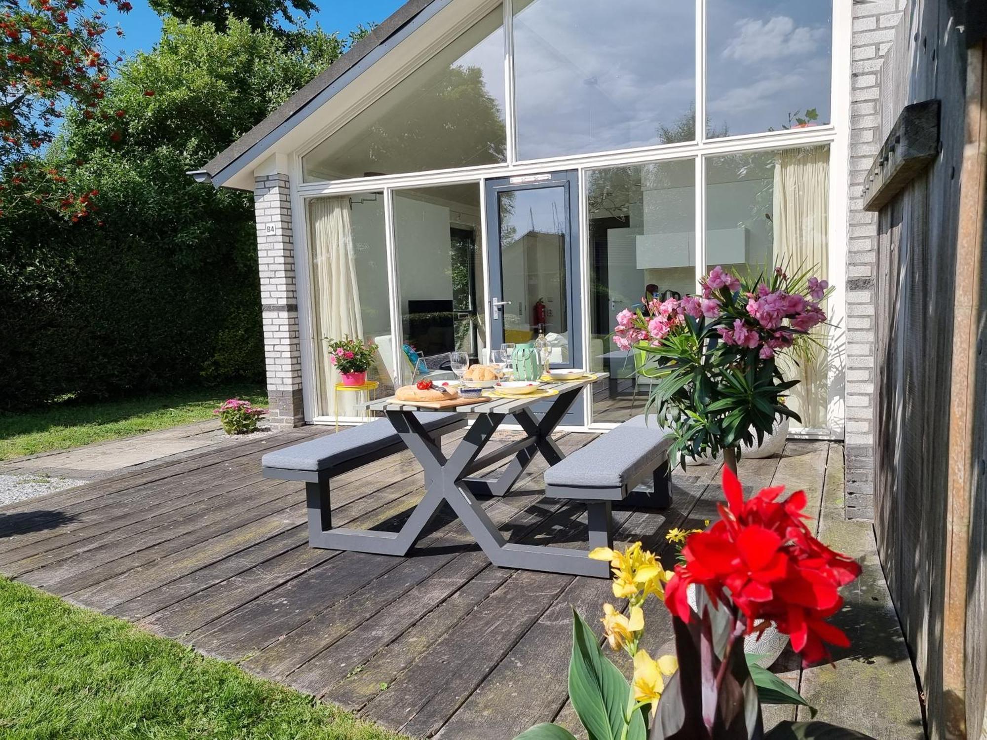 Rietmeer Vakantiehuis Friesland Gaastmeer Номер фото